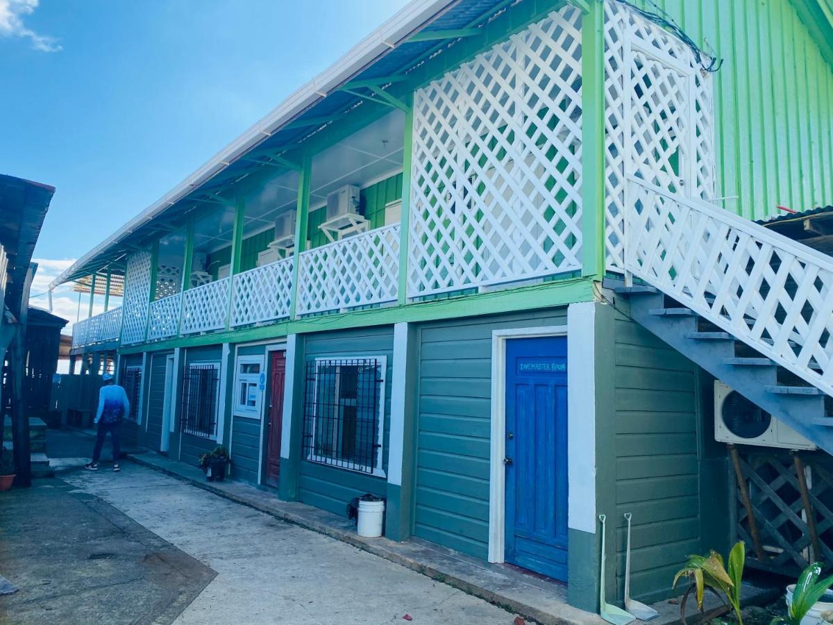 Blue Sky Rentals Utila Zewnętrze zdjęcie